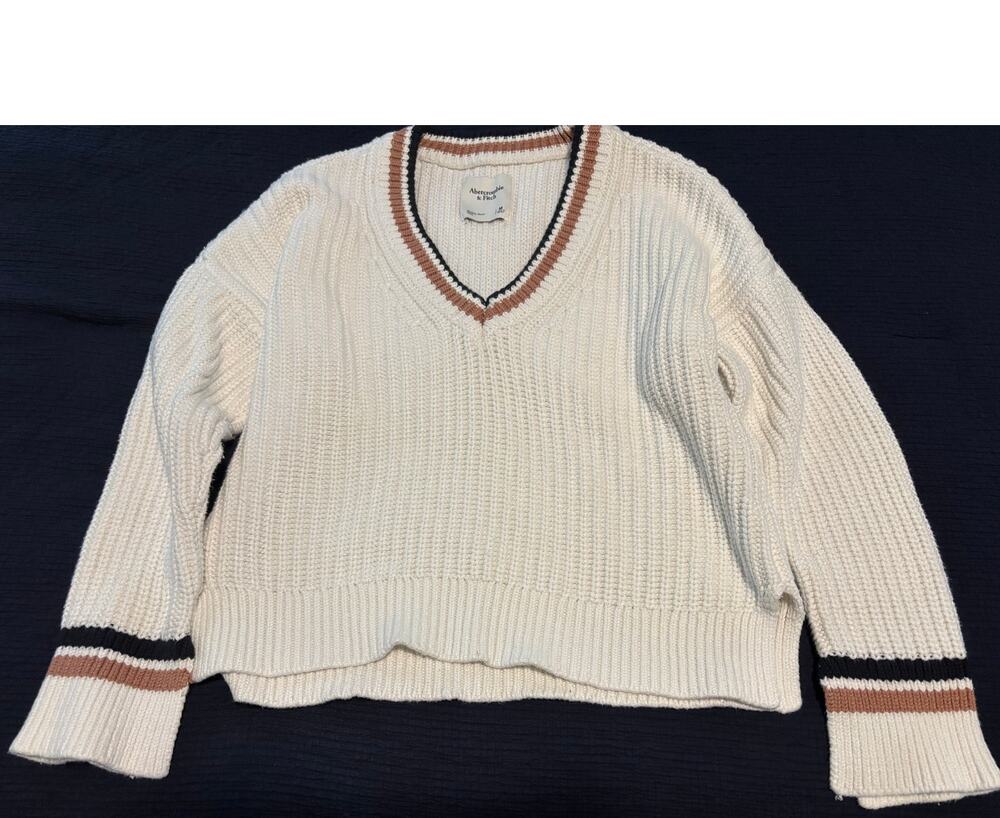 Preppy, Abercrombie knit sweater- Medium, Light Academia